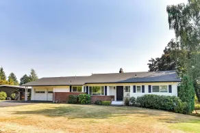 Serene Forest Grove Home w/ Deck & Stunning Views! - Interior