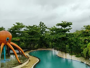 Heaven Hill Resort - Pool