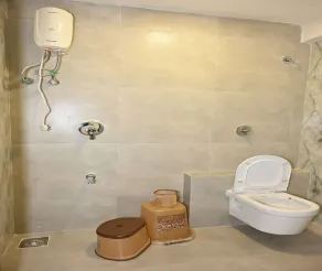 Hotel Avadh Palace, Subhash Bridge, RTO Circle, Ahmedabad - Salle de bain