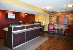 Red Roof Inn St Clairsville - Wheeling West - Lobby