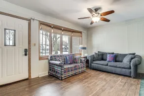 Lakefront Home w/ Views, 7 Mi to Dtwn Paw Paw - Interiør
