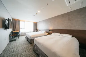 HotelWithCity  - Zimmer