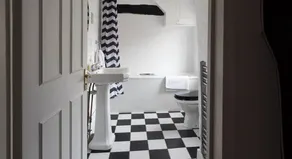 The Bull at Wargrave - Bathroom