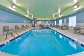 Holiday Inn Express Hotel & Suites Cleveland-Richfield by IHG - Piscine