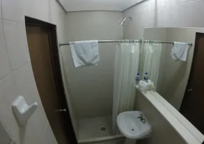 Hoteles Haus Express - Badrum