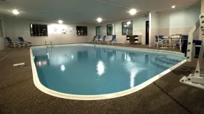 Holiday Inn Express & Suites Evansville North by IHG - Pool