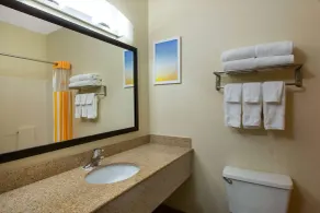 La Quinta Inn by Wyndham Lincoln, Nebraska - Salle de bain