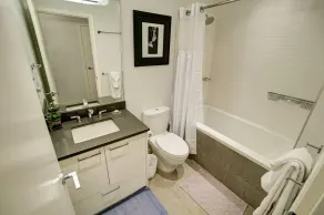 Dunowen Properties - Bathroom