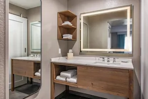 Staybridge Suites Oxnard - River Ridge by IHG - Salle de bain