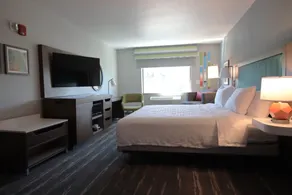 Hampton Inn Lead - Room