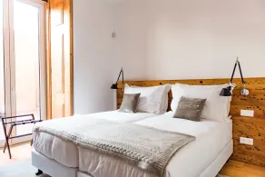 Flora Chiado Apartments - Chambre