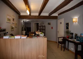 Logis Hôtel Auberge de Cartassac - Réception