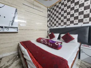 Hotel Kashi King -- 05 Minutes Walk Nizamuddin Railway Station - Habitación