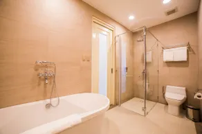 Rizal Park Hotel - Salle de bain