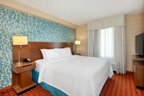 Fairfield Inn & Suites by Marriott Toronto Airport - Chambre