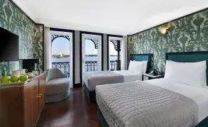Movenpick SS Misr. Monday - Friday - Camera