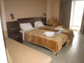 9 Queens Spa Hotel - Bathroom