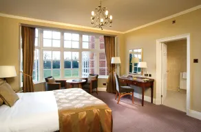 Grovefield House Hotel By Uno -FREE PARKING - Room