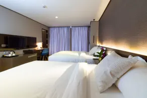 Ramada Encore by Wyndham Makati - Chambre