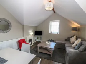 Tan Bryn 1 - Interior