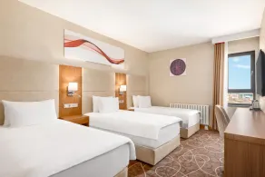 Ramada By Wyndham Elbistan - Room