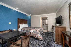 GatorTown Inn - Room