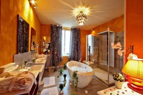 Logis Hôtel Hostellerie Saint-Jacques - Bathroom