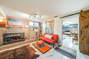 Hot Tub & Sweeping Views: Apt in Clarkston! - Intérieur