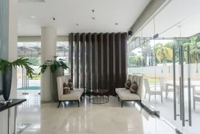 Padgett Place - Deluxe Suites - Hall