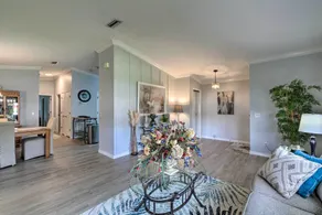 Inviting Lady Lake House: In the Village! - Innenbereich