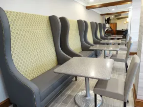 Cottonwood Airport & Expo Hotel Louisville - Restaurant