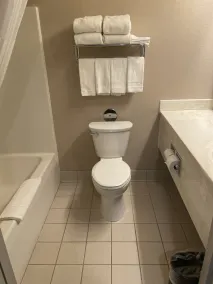 Country Inn & Suites by Radisson, Madison, WI - Salle de bain