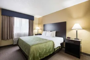 Quality Inn & Suites Menomonie - Chambre