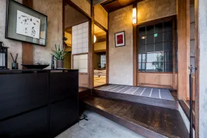 Classic Japan Living Kikuya - Interior entrance