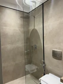 Faces & Places Boutique Hotel - Bathroom