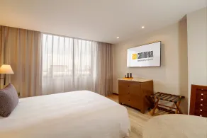 Camino Real Aeropuerto - Room