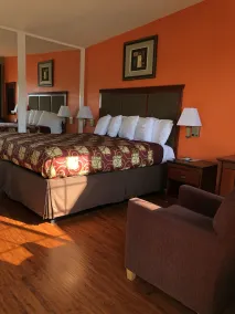 Encore Motel Near Marina Del Rey, Culver City & Venice - Room