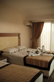 Mitos App & Hotel - Room