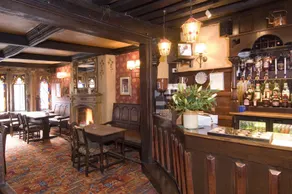 George & Pilgrims Hotel - Restaurant
