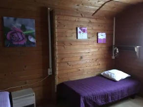 Mobilheim mit Garten, Terrasse und Grill - Zimmer