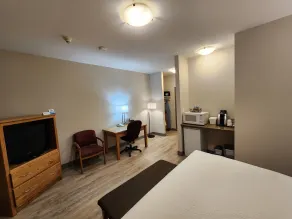 Days Inn by Wyndham Penticton Conference Centre - Chambre