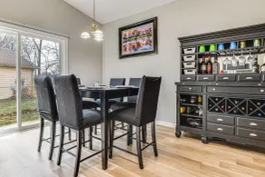 9 Mi to Dtwn Indy: Suburban Group Retreat w/ Yard - Intérieur