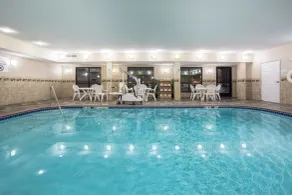Holiday Inn Express & Suites Ft Collins by IHG - Piscine