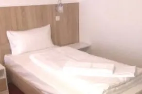 Hotel Oldesloer Hof - Room