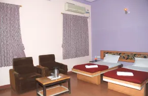 KSTDC Hotel Mayura Vijayanagara Hampi - Habitación