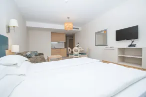 Aparthotel Flora - Room