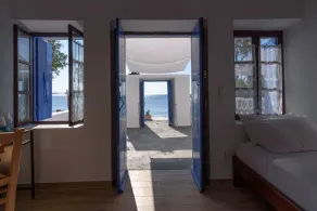 Santorini Crystal Blue Boutique Hotel - Vista do quarto