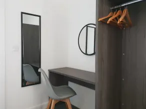 Okeyo Apartments - Southport - Room