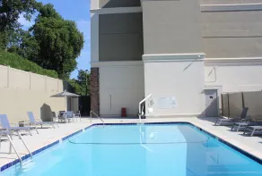 Holiday Inn Express Athens - University Area by IHG - Piscine