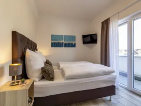 GLEUEL INN HOTEL - Serviced Apartments - Room